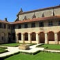 Saint-Sever : Cloître de l'abbaye bénédictine.